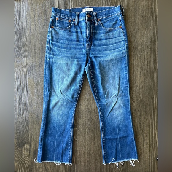 Madewell Denim - Madewell 6/28 Cali Demi-Boot Medium Wash Women's Jeans!